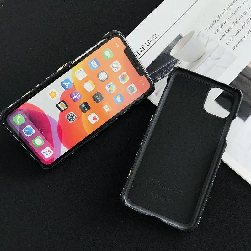 Classic Luxury iPhone Case with Card Holder Roxy New 2