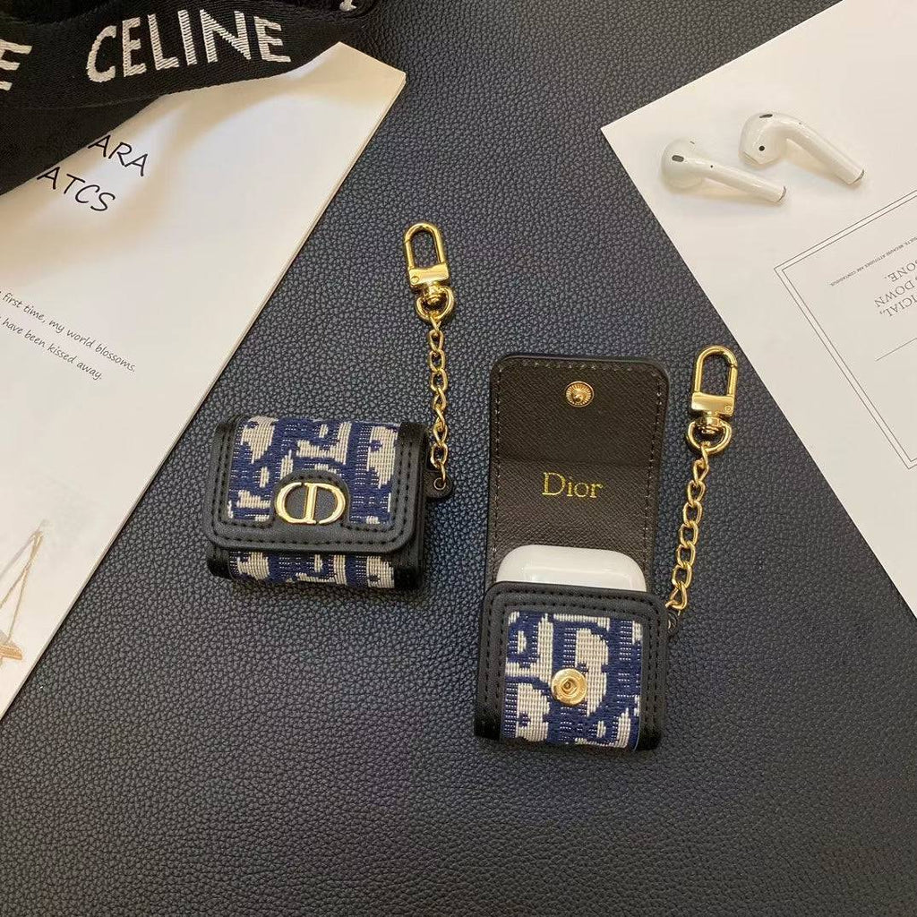 Luxury AirPods Case with Elegant Chain Roxy New