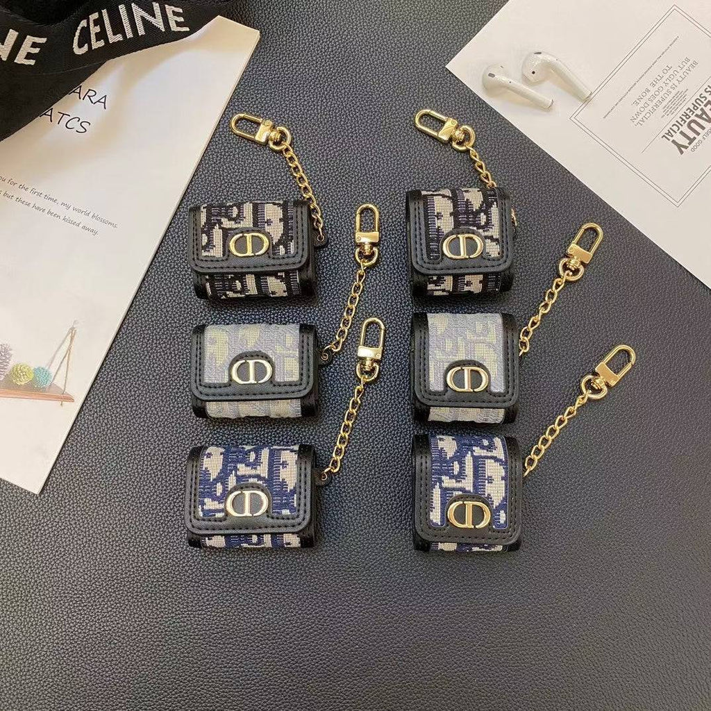 Luxury AirPods Case with Elegant Chain Roxy New