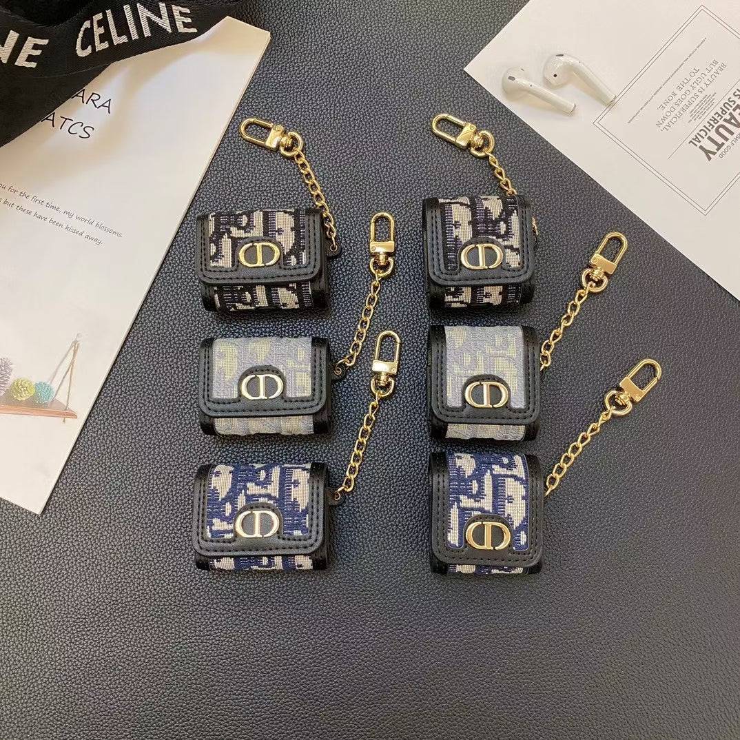 Luxury AirPods Case with Elegant Chain Roxy New