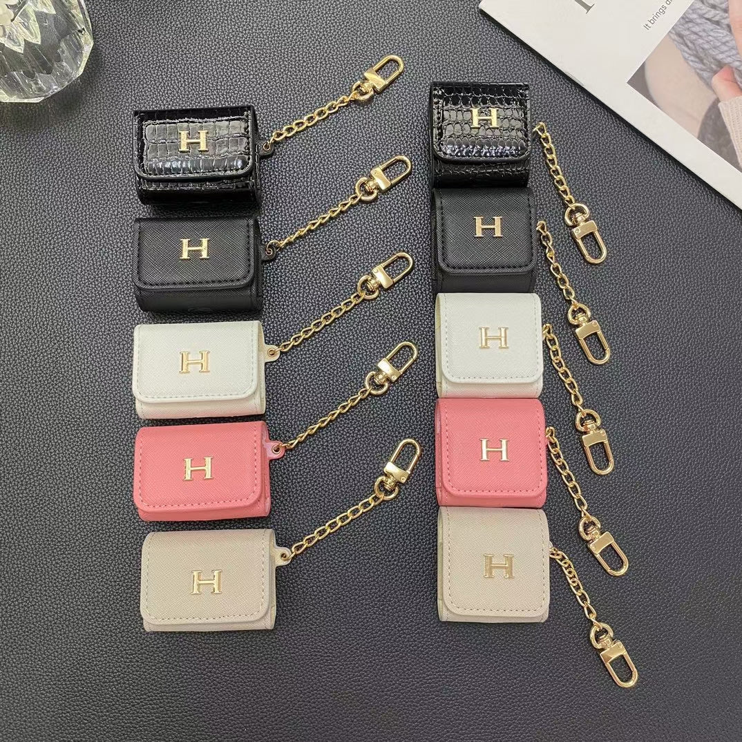 Designer AirPods Case: Elegant Fashion Accessory Roxy New
