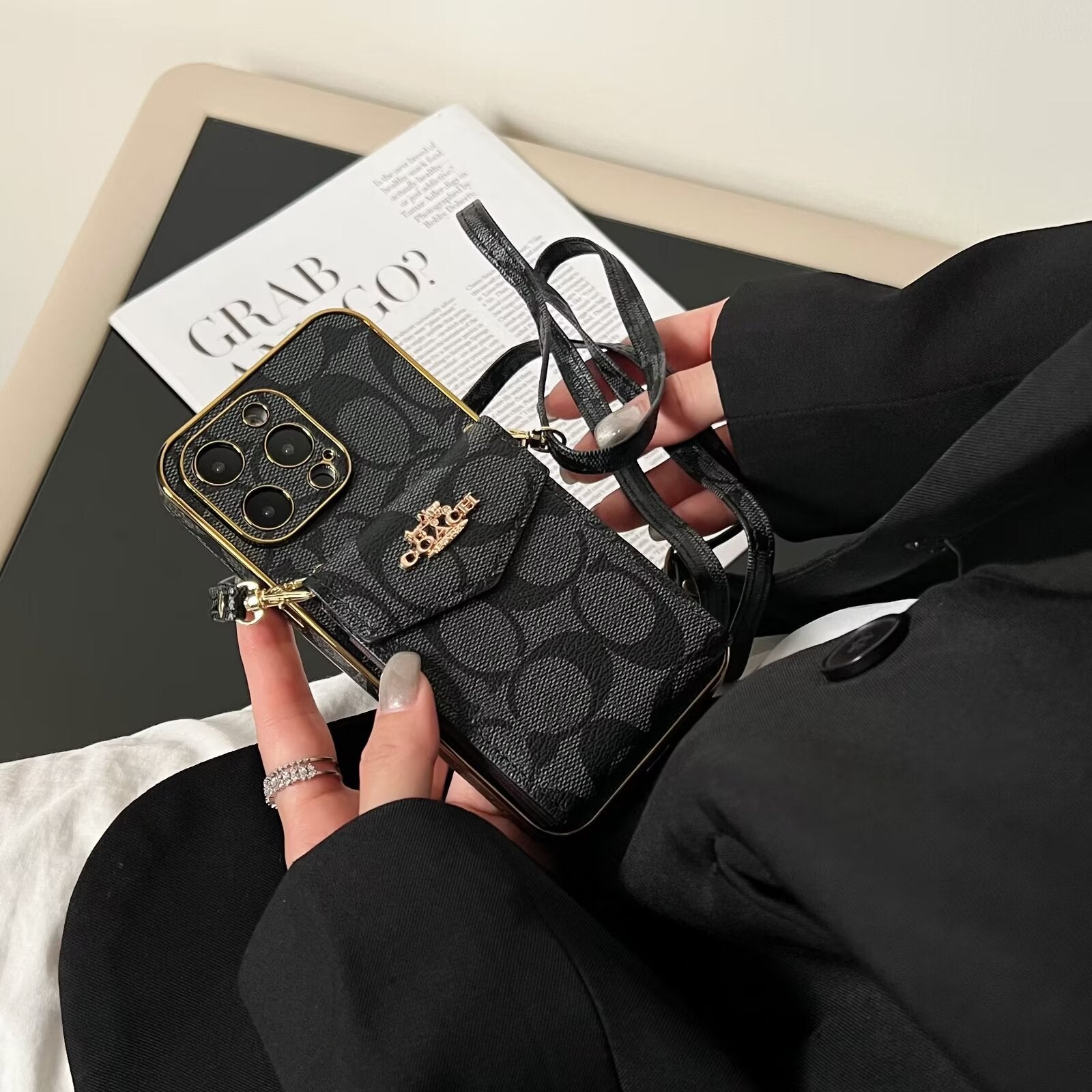 Coach Luxury Logo Accordion Card Holder Leather Crossbody Apple iPhone Case Roxy New 2