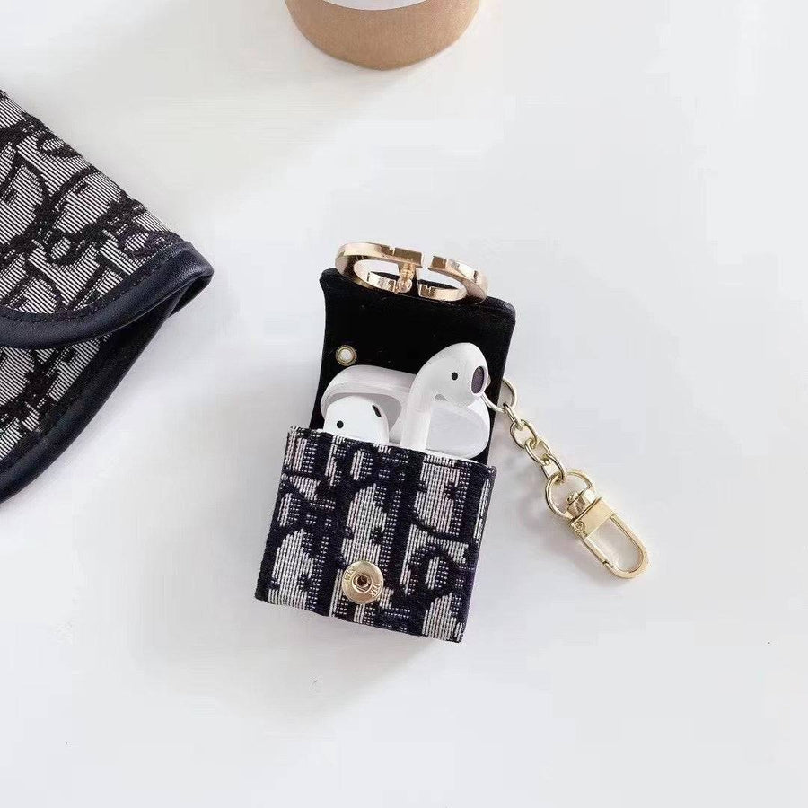 Iconic Luxury AirPods Case Fashionable Accessory Roxy New