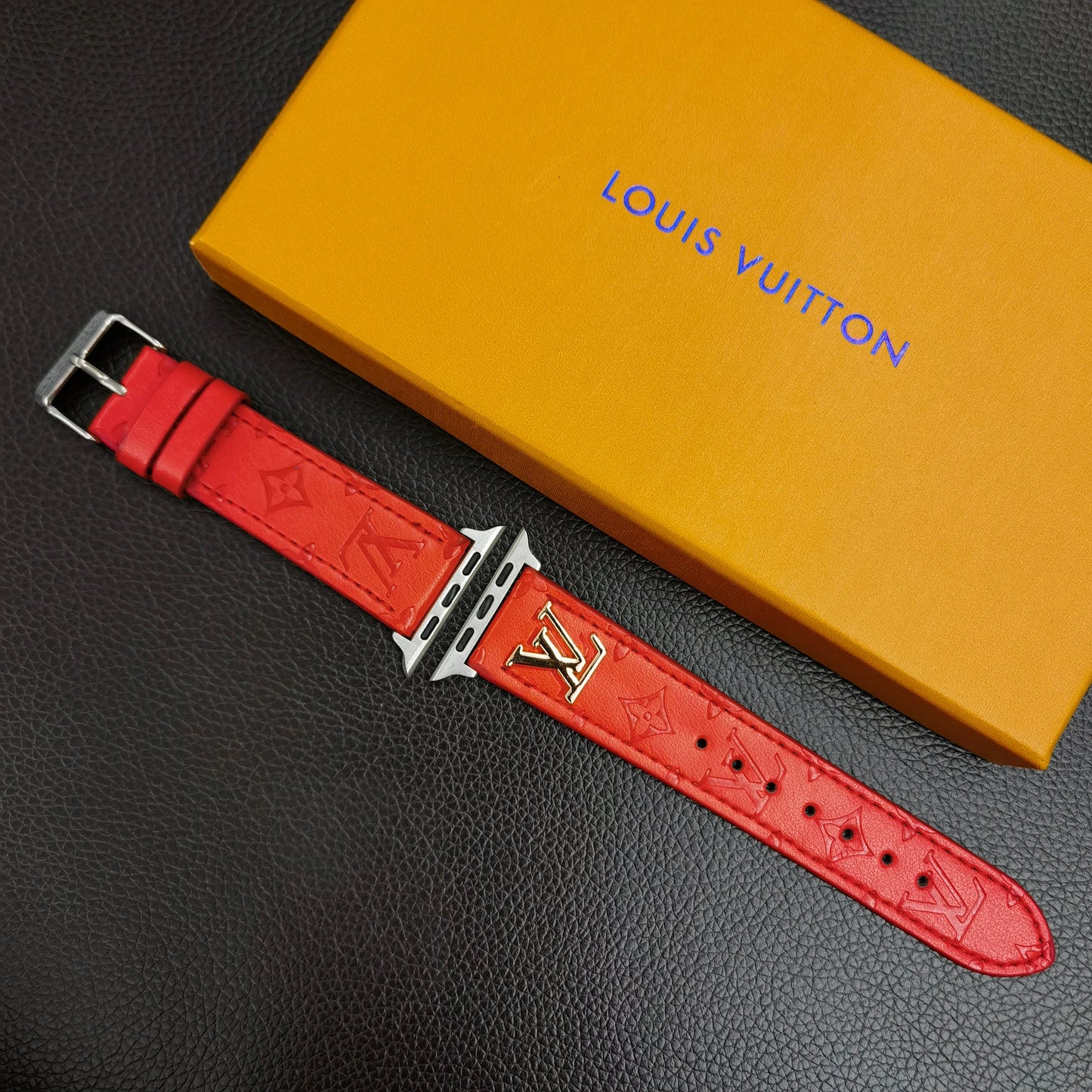 BAND METAL LOGO 3D EMBOSSED MONOGRAM LEATHER APPLE WATCH Roxy New