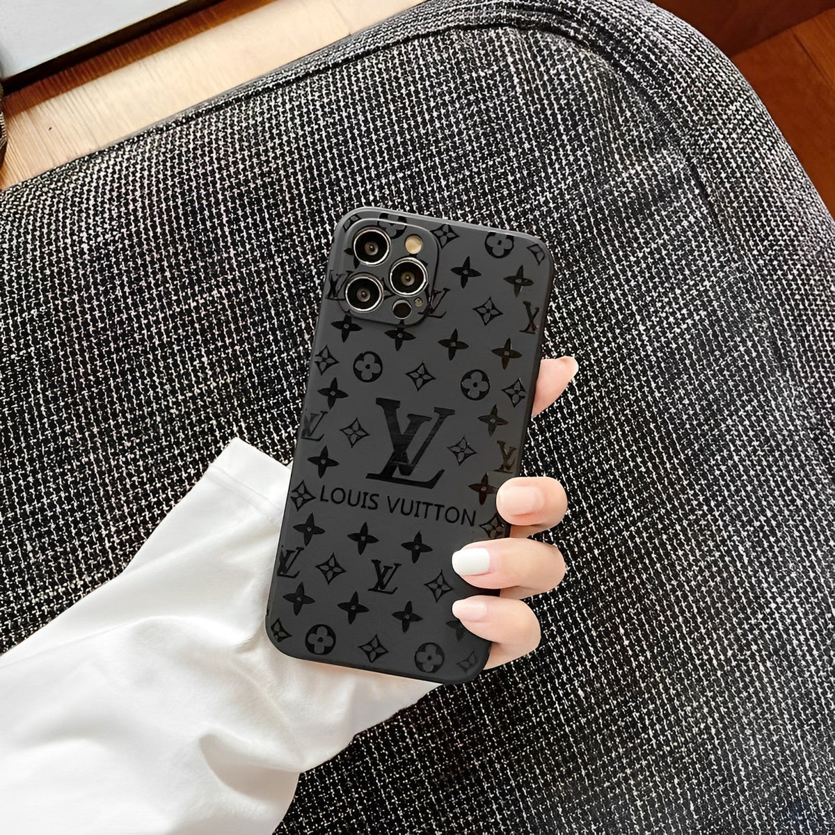 PREMIUM IPHONE CASE FOR IPHONE 16 15 14 THEROXYMOB
