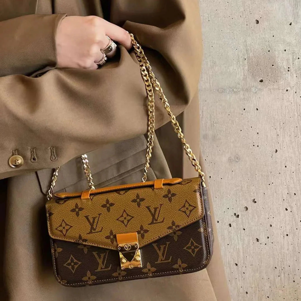 Monogram Canvas Bag Hand Held Crossbody Chain Mobile Phone Roxy New