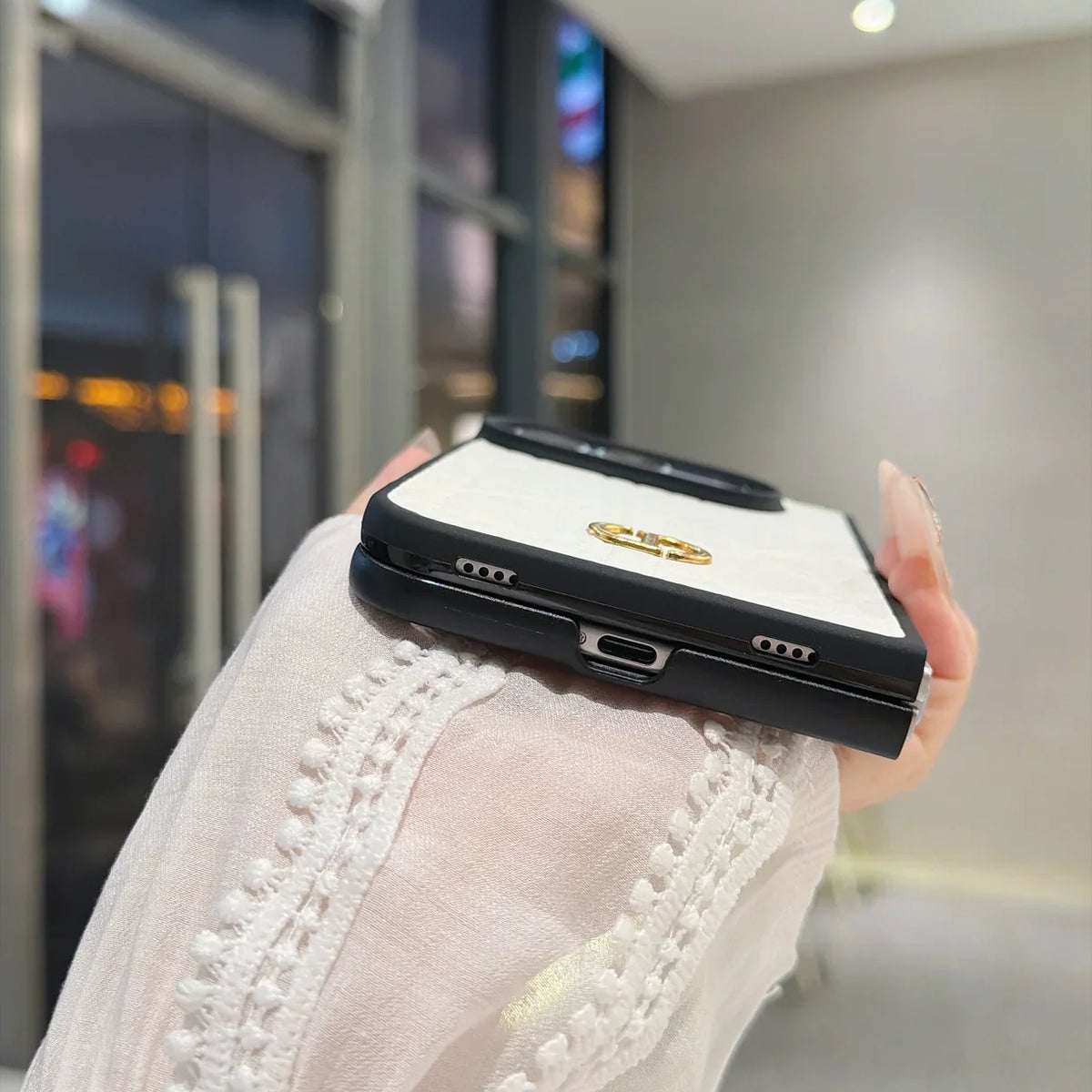 Luxury C Dior Quilted Leather Case with Gold Emblem for iPhone Duo