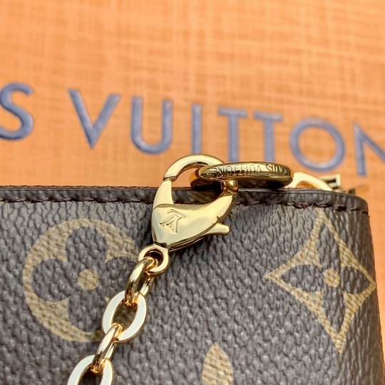 Fashion Louis Vuitton Crossbody Phone Bag Trunk Vertical
