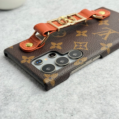 Luxury Designer Strap Holder Leather Case for Samsung Galaxy S22-S26 Series
