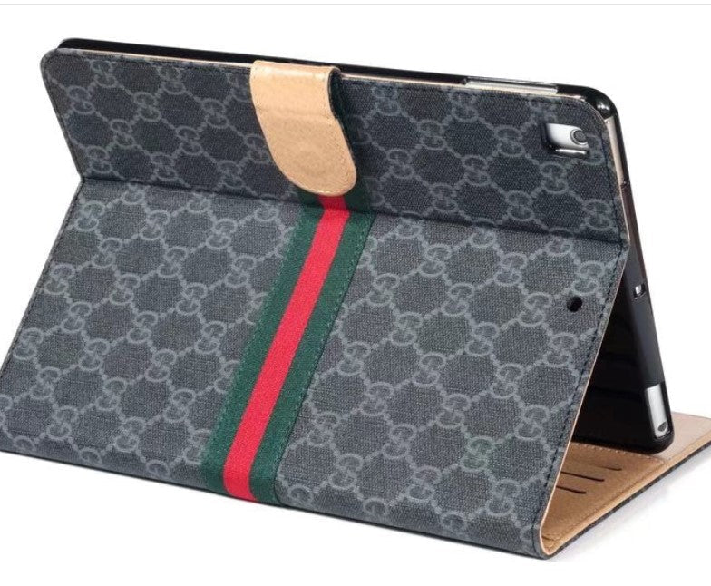 Luxury iPad Case with Card Holde theroxymob