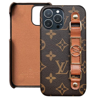 LUXURY LEATHER  WRIST BAND IPHONE CASE theroxymob