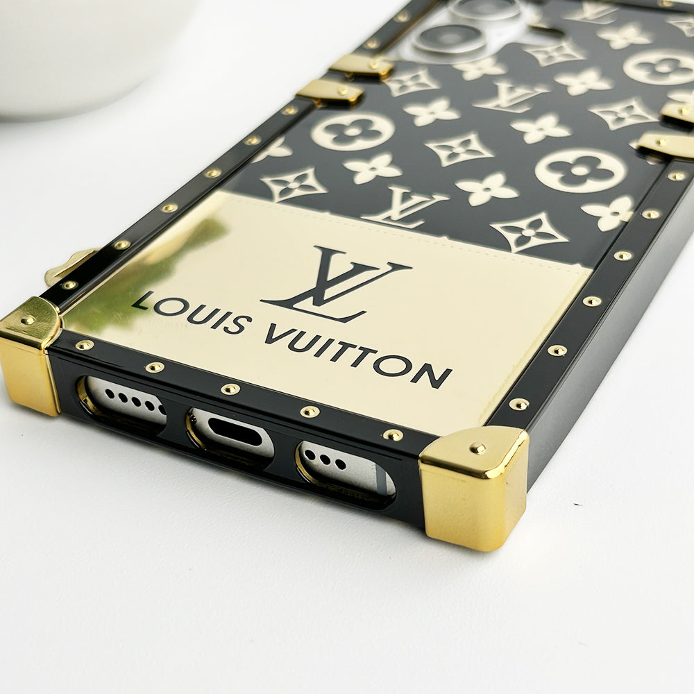 Luxury Brand Shiny Trunk Case For iPhone 17-12