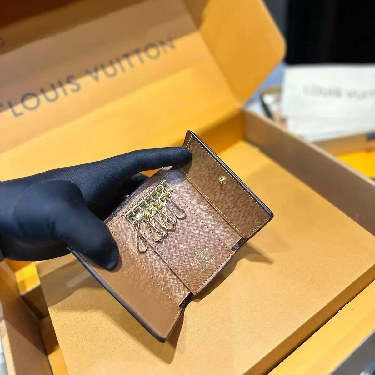 Louis Vuitton Leather 6 Key Holder