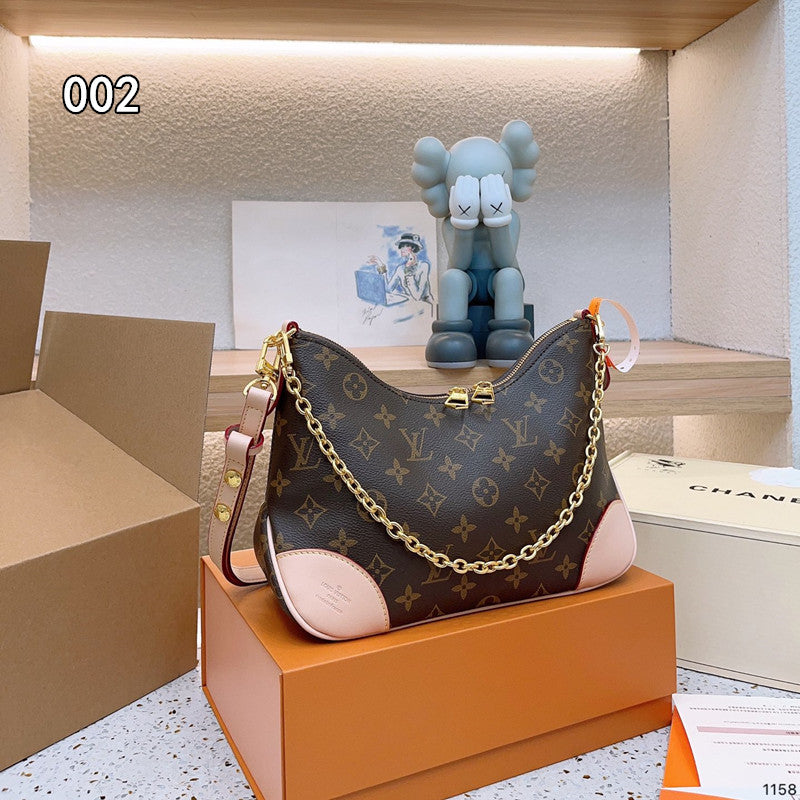 Luxury Louis Vuitton Bag with Detachable Strap