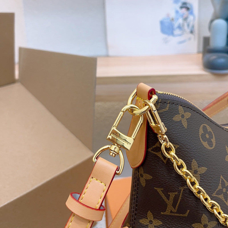 Luxury Louis Vuitton Bag with Detachable Strap