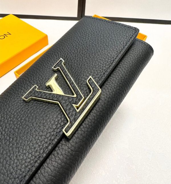 Louis Vuitton Monogram Clasp Long Wallet