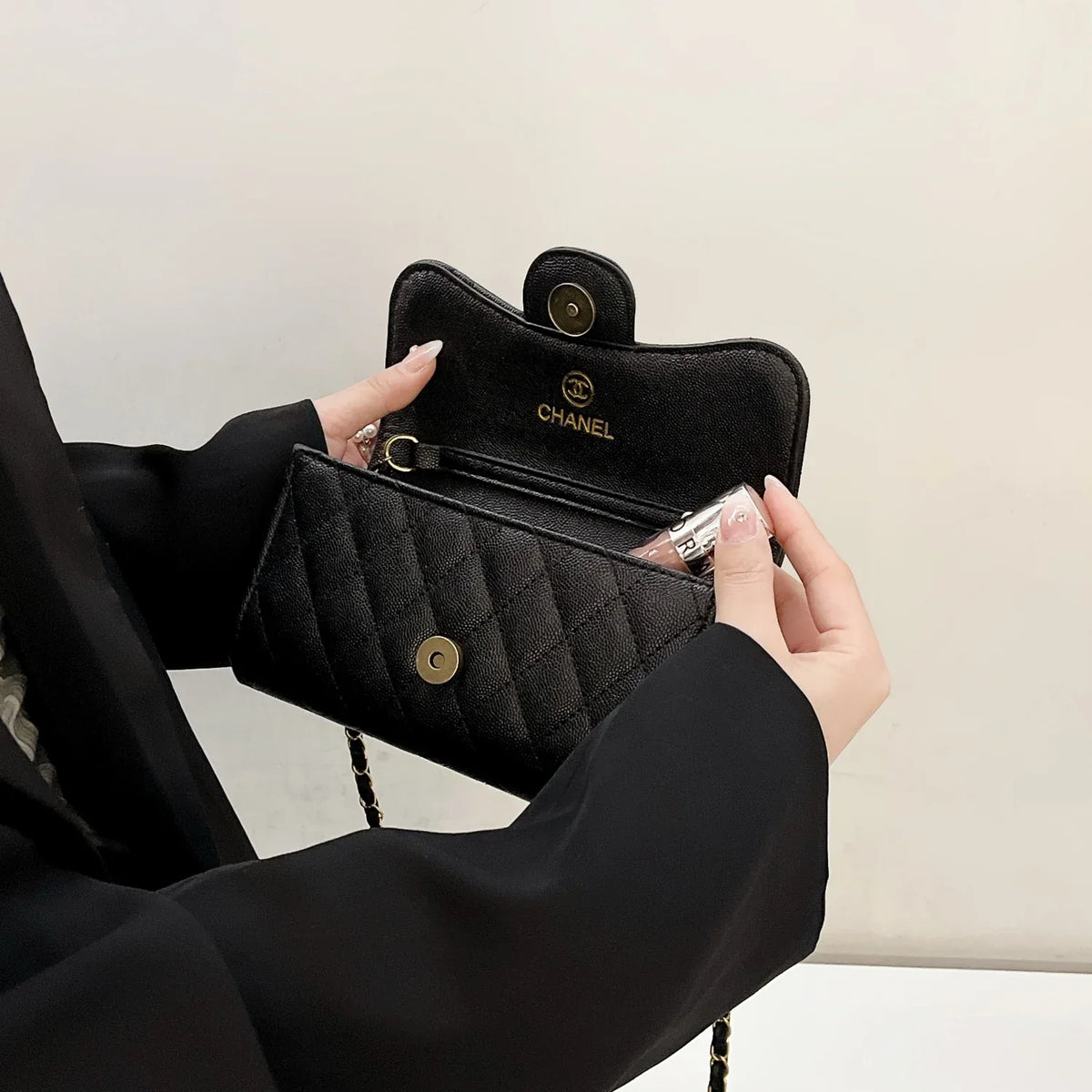 Luxury Leather Chanel Crossbody Phone Bag
